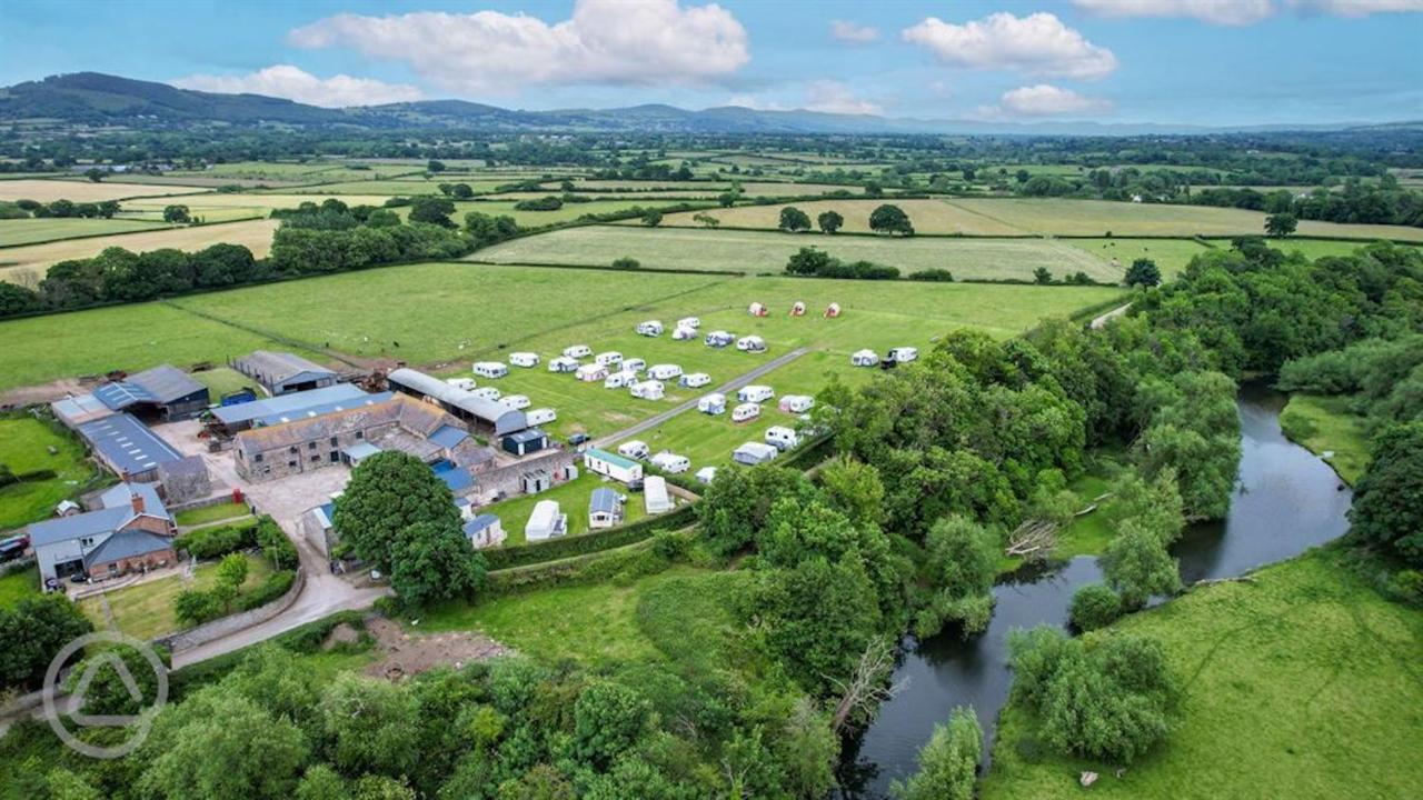 Abbey Farm Luxury Glamping Hotel Rhuddlan Exterior photo