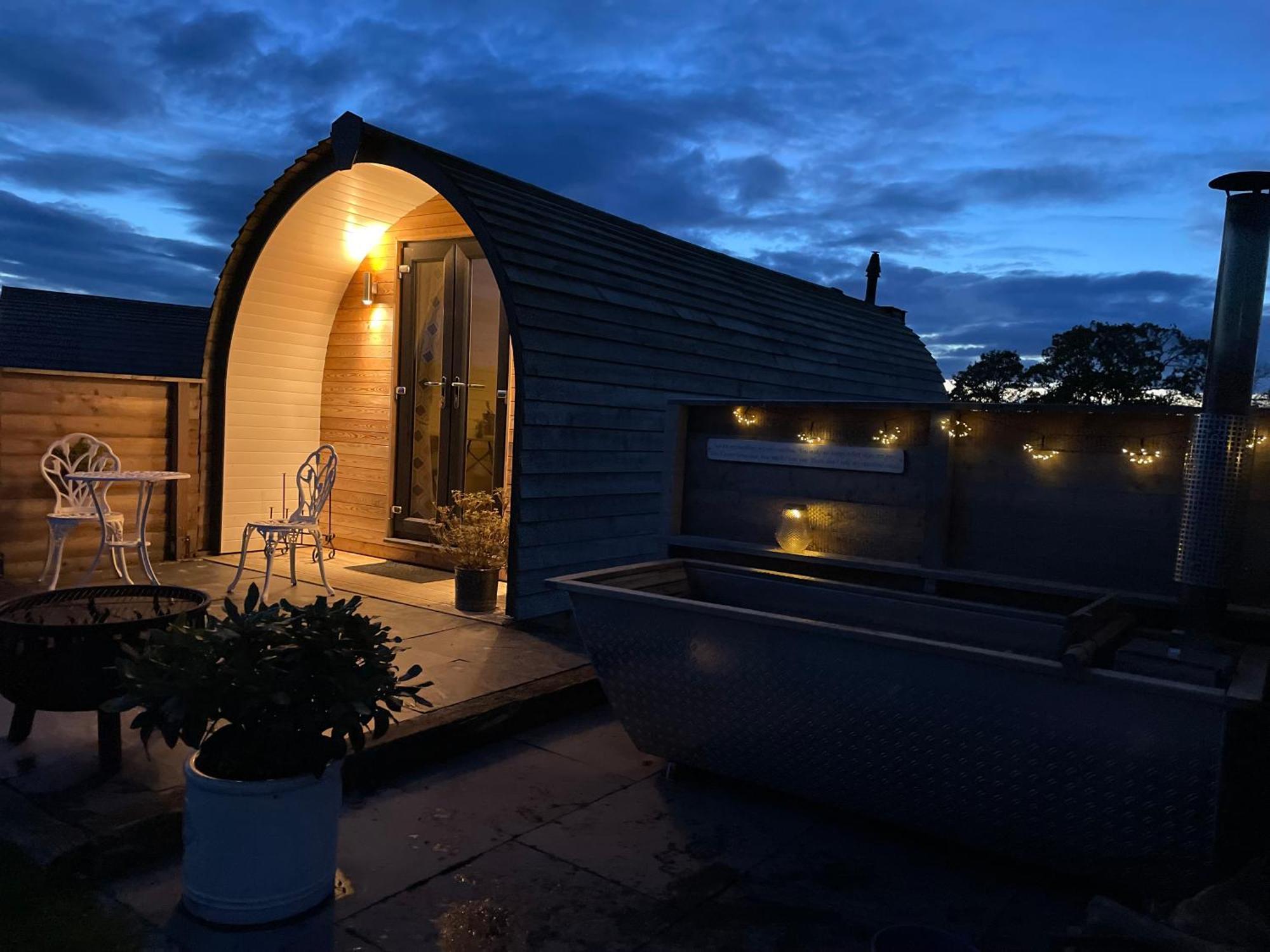 Abbey Farm Luxury Glamping Hotel Rhuddlan Exterior photo